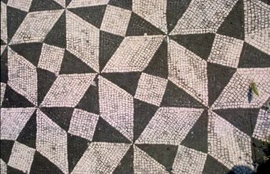 Revestimento padronizado (mosaico)